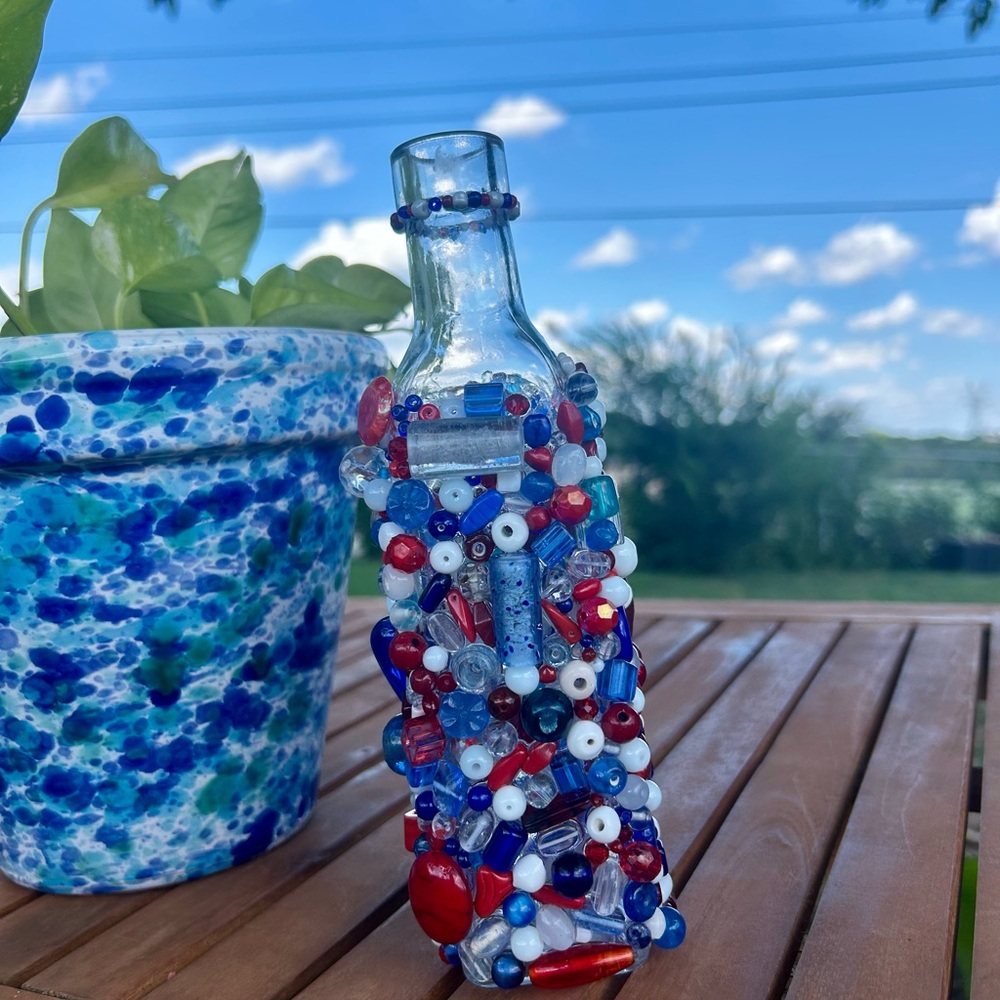 Patriotic Beaded Glass Art Bottle - Picture 5 of 7